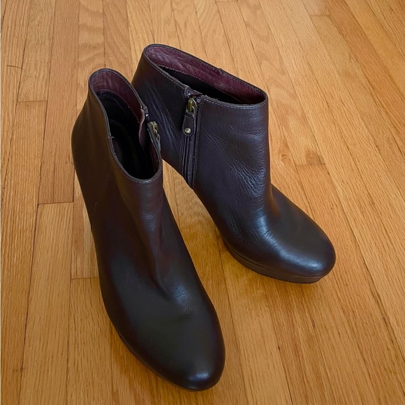Rockport Dark Brown Ankle Boot - Picture 8 of 15